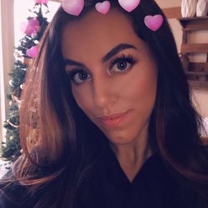 Meet your Posher, Jenn